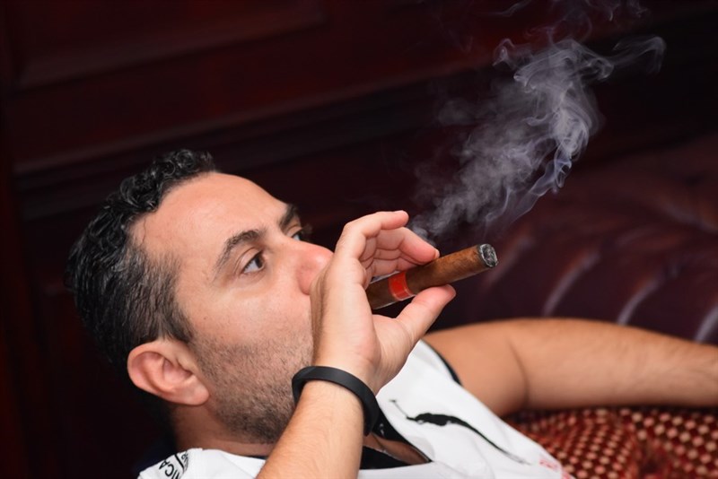 Smoky night at the Candles Lounge - Hilton Beirut Metropolitan Palace